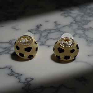 Abstract Bisque and Black Earrings